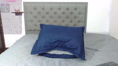 ken_blaker online show from December 5, 2024, 10:34 pm