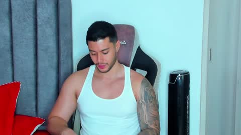 ken_mailik online show from February 1, 2025, 12:29 am