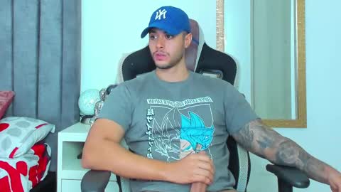 ken_mailik online show from October 4, 2025, 11:03 pm