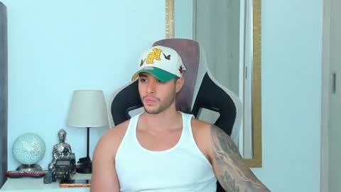 ken_mailik online show from June 7, 2026, 1:32 am