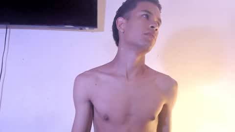 Julian Rivera   online show from February 2, 2025, 12:13 pm