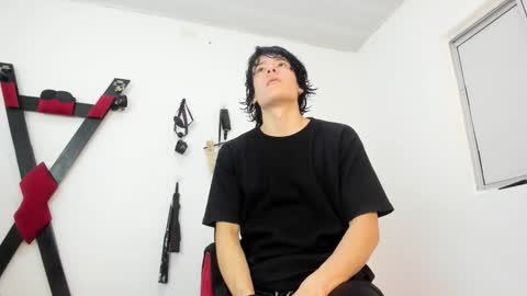 Kenai Lavis online show from November 20, 2025, 12:16 pm