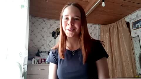 Alisa online show from April 21, 2026, 7:58 am