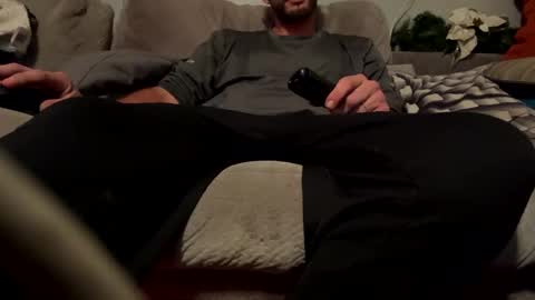 kend899412 online show from December 8, 2024, 12:07 am