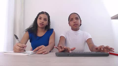 Kendall online show from December 2, 2024, 12:51 pm