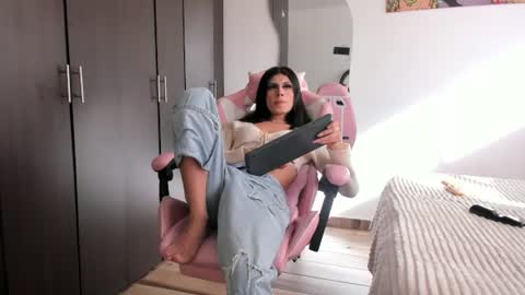 Aleja3 online show from June 23, 2026, 9:24 pm