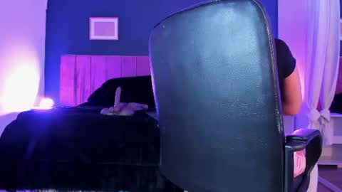 Snapshot of kendalcurvy chatting on July 14, 2026, 11:43 pm Kendal online show from July 14, 2026, 11:43 pm