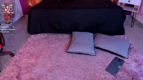 Kendall online show from January 11, 2025, 7:06 am