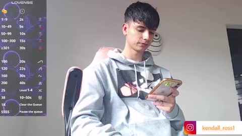 kendall ross online show from September 25, 2025, 2:21 pm