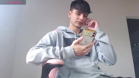 kendall ross online show from September 30, 2025, 3:17 pm