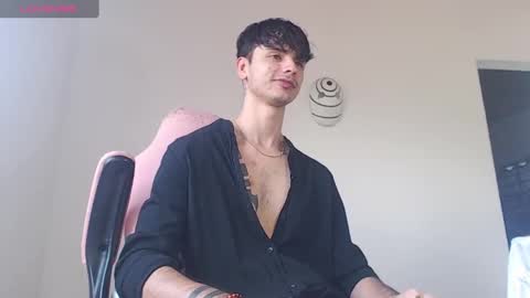 kendall ross online show from October 18, 2025, 4:08 pm