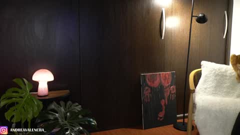 Andrea online show from December 29, 2024, 3:11 am