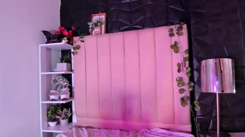 kendall_saenz online show from March 6, 2026, 9:11 pm