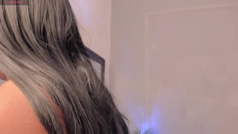 kendallbleer online show from November 24, 2025, 11:54 am