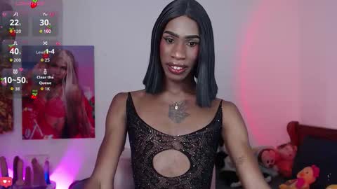 kendallgil_ online show from November 22, 2025, 1:21 pm