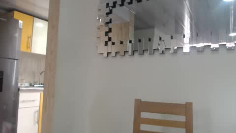 Kendall online show from April 19, 2026, 6:10 pm