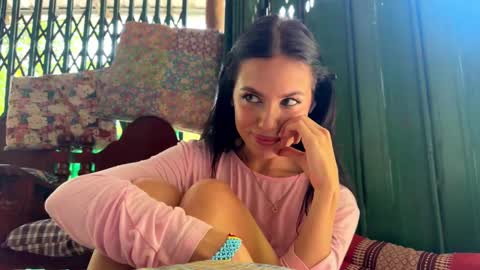 Hello my name is Kenzie its my third day here nice to meet youTGMamiMiami  Give me 50 thumbs ups online show from March 7, 2026, 4:09 am