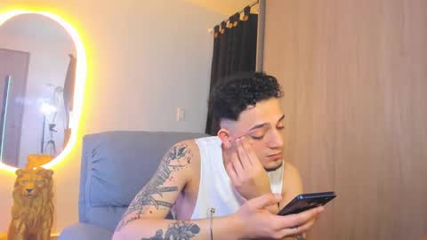 kendel_dimitri online show from January 22, 2025, 7:03 am