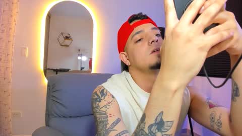 kendel_dimitri online show from February 4, 2026, 3:34 am