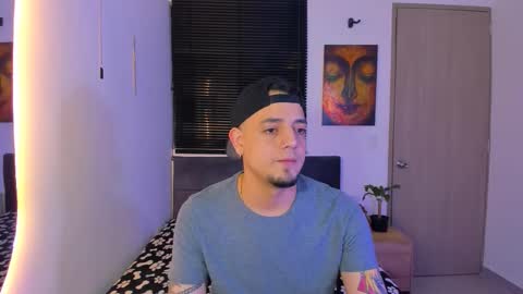 kendel_dimitri online show from March 23, 2026, 6:17 am