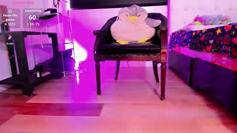 Kendra Bailey online show from April 18, 2026, 7:18 pm