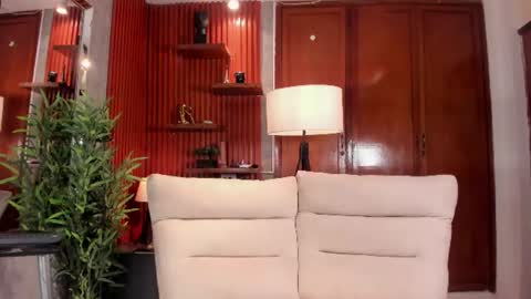 Snapshot of kendra_fit chatting on June 24, 2026, 1:26 am Lu online show from June 24, 2026, 1:26 am