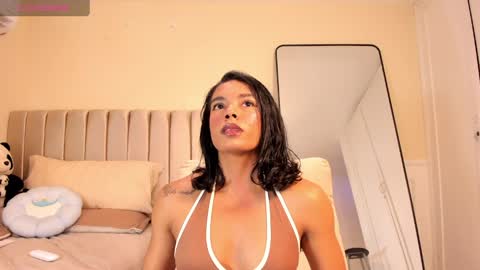 Snapshot of kendra_fit chatting on July 8, 2026, 2:16 am Lu online show from July 8, 2026, 2:16 am