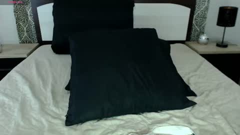 Snapshot of kendra_squirts chatting on July 7, 2026, 5:10 am Kendra online show from July 7, 2026, 5:10 am