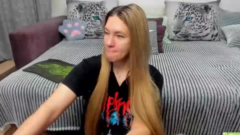 Kendra online show from November 3, 2025, 12:13 am