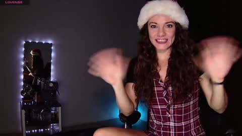 Kendra online show from December 10, 2024, 2:16 am