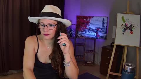 Kendra online show from October 7, 2025, 2:53 am