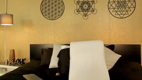 Snapshot of kendraleroy chatting on December 25, 2024, 8:28 pm KENDRA online show from December 25, 2024, 8:28 pm