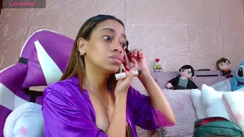 KENDRAPOTTER online show from November 20, 2025, 3:45 pm