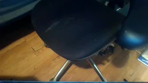 KENDREKO online show from April 21, 2026, 1:42 am