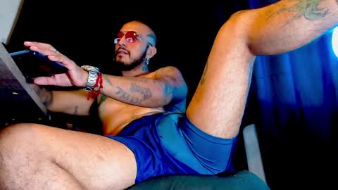 Kenlly online show from January 4, 2025, 11:17 pm