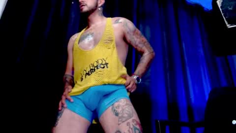 Kenlly online show from February 26, 2025, 11:15 pm