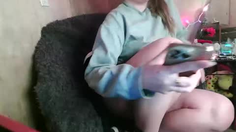 Kennedy Nova  online show from December 24, 2024, 2:43 am