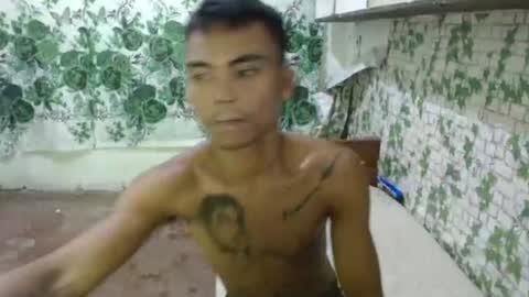 kenneth_jeey online show from May 10, 2026, 10:42 am