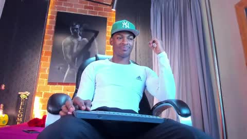 Kenny online show from May 7, 2026, 11:26 am