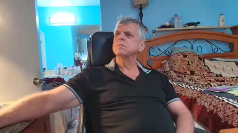 kent_ham online show from October 19, 2025, 11:27 pm