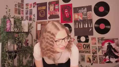 Lisa online show from January 11, 2026, 9:03 am