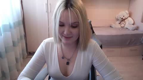 Evelyn online show from July 7, 2026, 2:21 pm