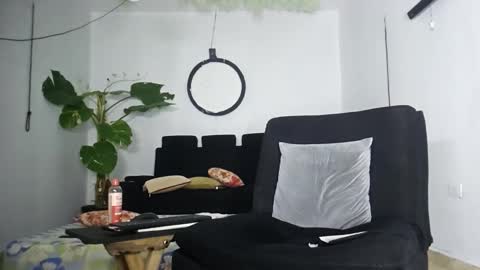 Snapshot of kerlinn2711 chatting on March 13, 2026, 7:42 pm dany wolf002 online show from March 13, 2026, 7:42 pm