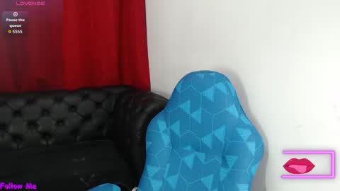 K E R L Y online show from November 10, 2025, 1:10 pm