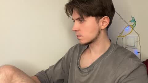 Kero online show from April 21, 2026, 8:44 pm