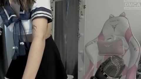 kesh_mne online show from October 7, 2025, 6:54 am