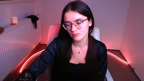 Ketrin online show from December 12, 2024, 2:04 am