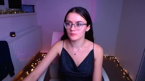 Ketrin online show from December 30, 2024, 5:26 am