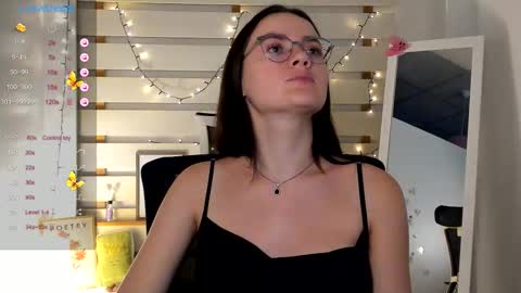 Ketrin online show from September 14, 2025, 12:59 pm