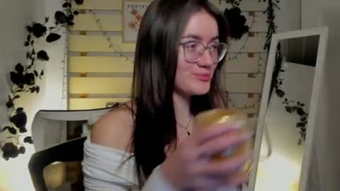 Ketrin online show from February 25, 2026, 6:56 am